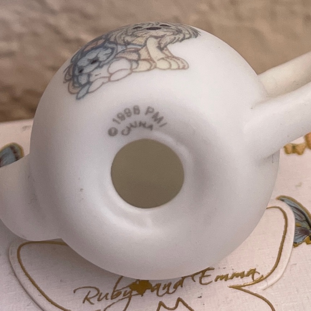 Charming Precious Moments White Miniature Tea Set with Illustrations - Picture 9 of 9